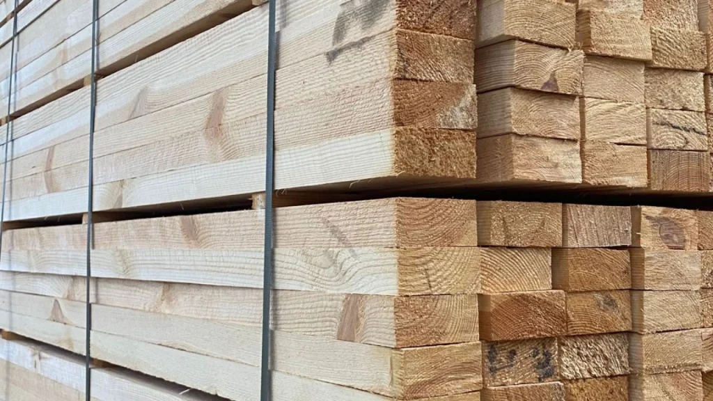 Sapelli ahşap dış mekanda kullanılır mı merak ediyorsanız, dayanıklılığı, estetik avantajları ve uzun ömürlü yapısıyla sapelli ağacının tüm kullanım alanlarını keşfedin.